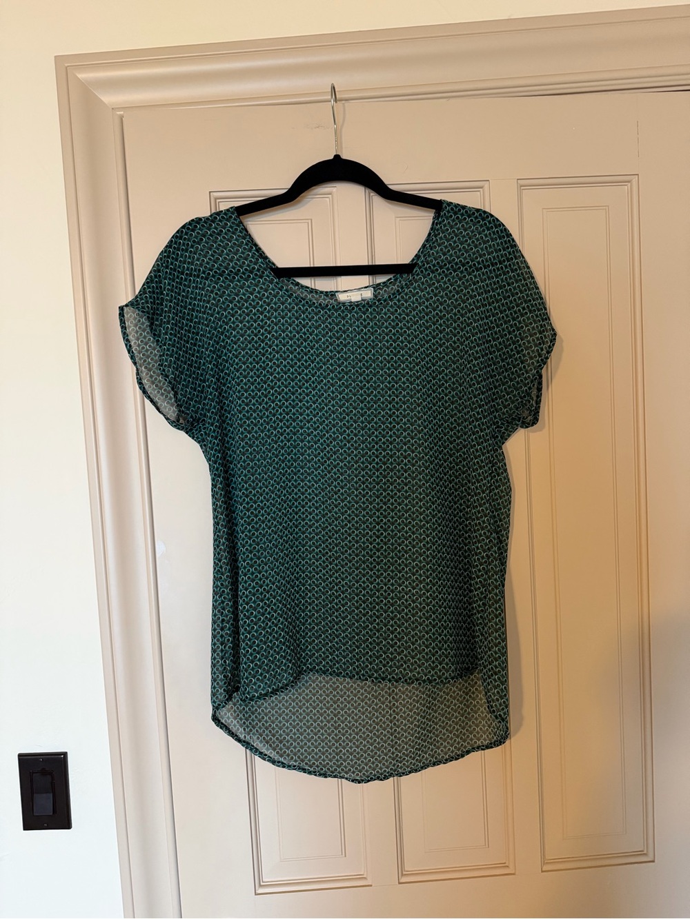 Pleione Green & Black Printed Sheet Short-Sleeve Blouse